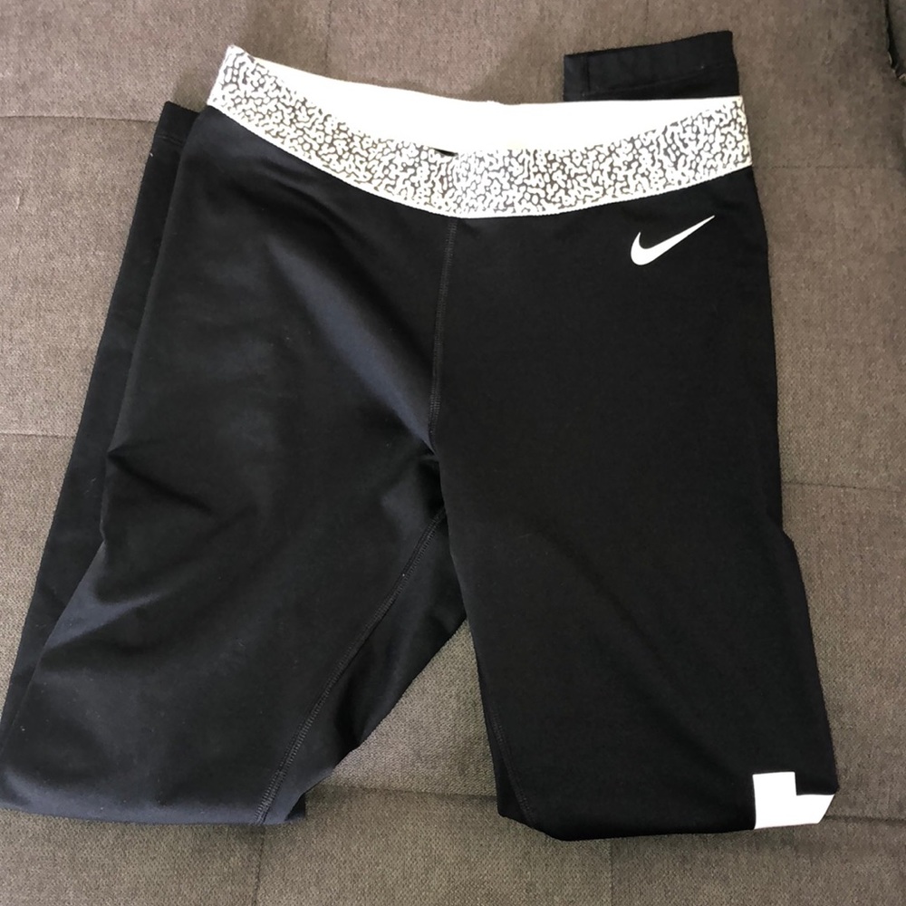 Nike leggings